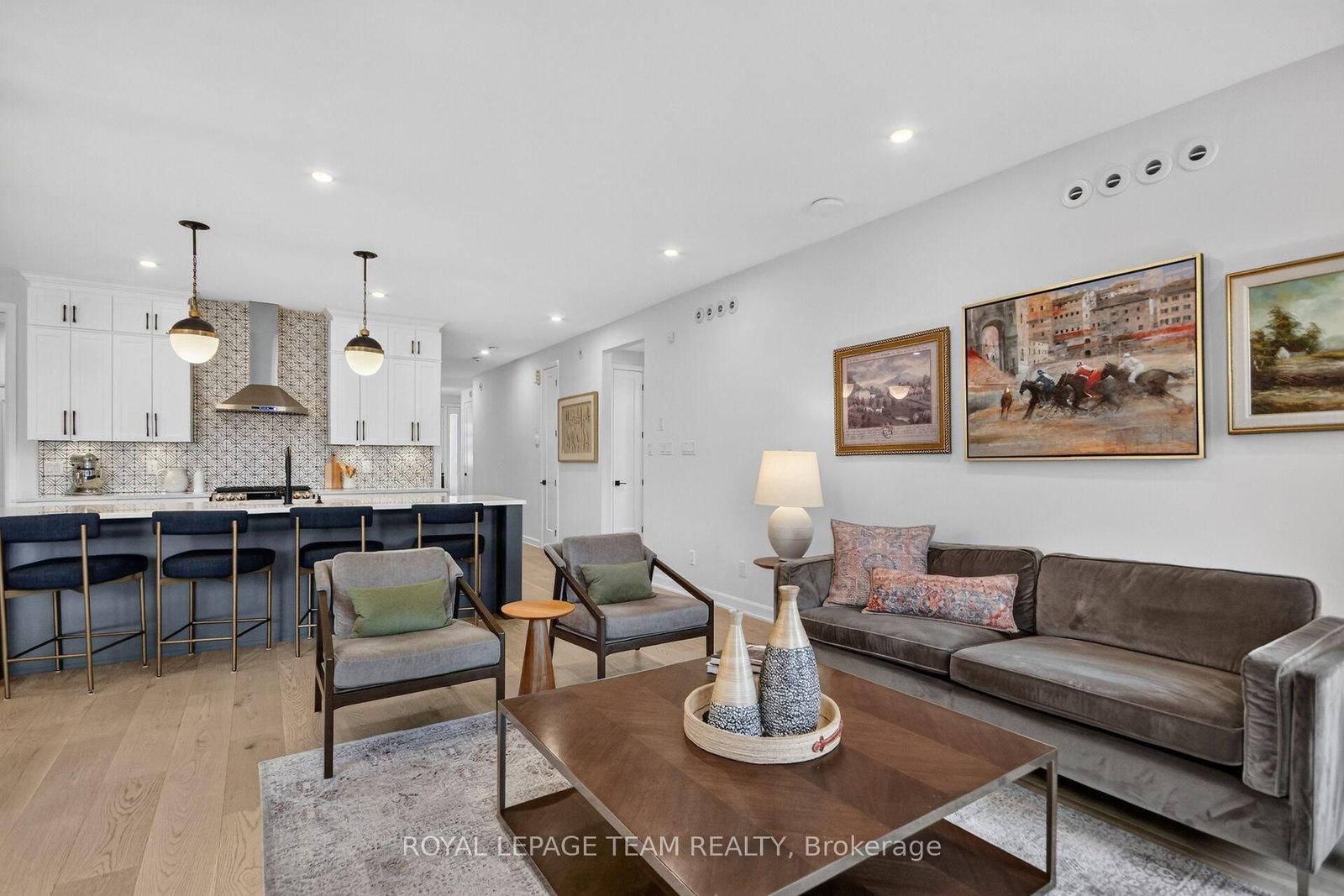 725 Coast Circle • Manotick, ON photo 12