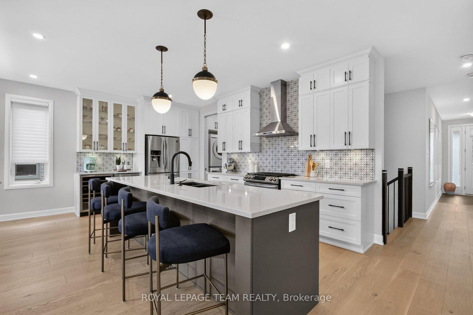 725 Coast Circle • Manotick, ON photo 16
