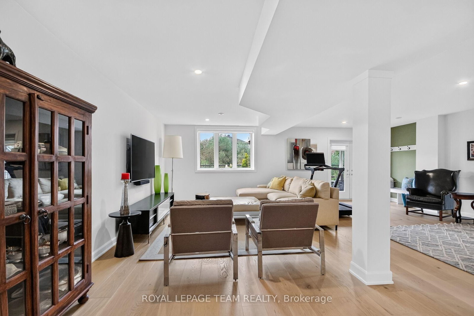 725 Coast Circle • Manotick, ON photo 35