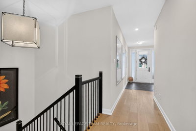 725 Coast Circle • Manotick, ON photo 4