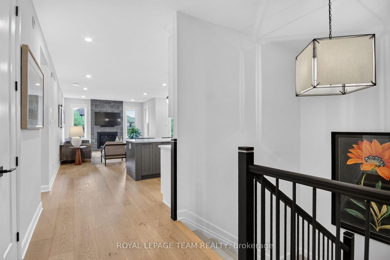 725 Coast Circle • Manotick, ON photo 6