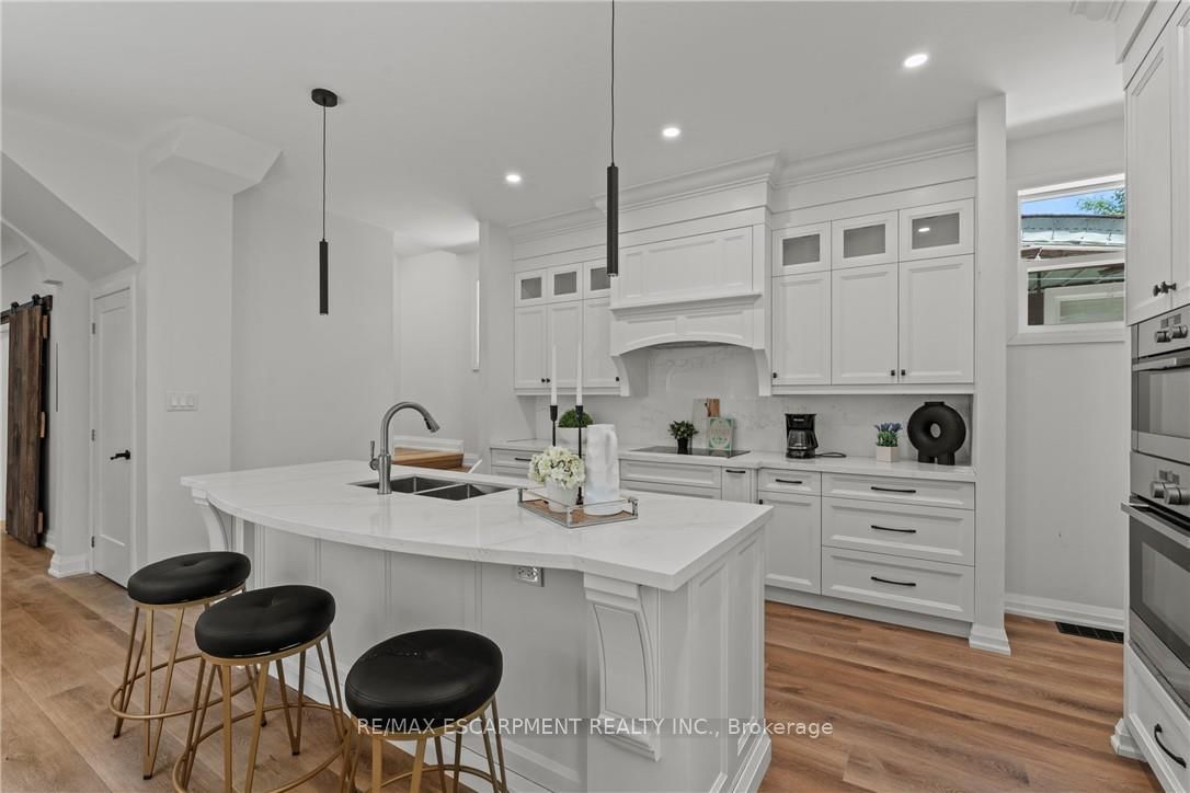 192 VICTORIA Avenue N • Hamilton, ON photo 10