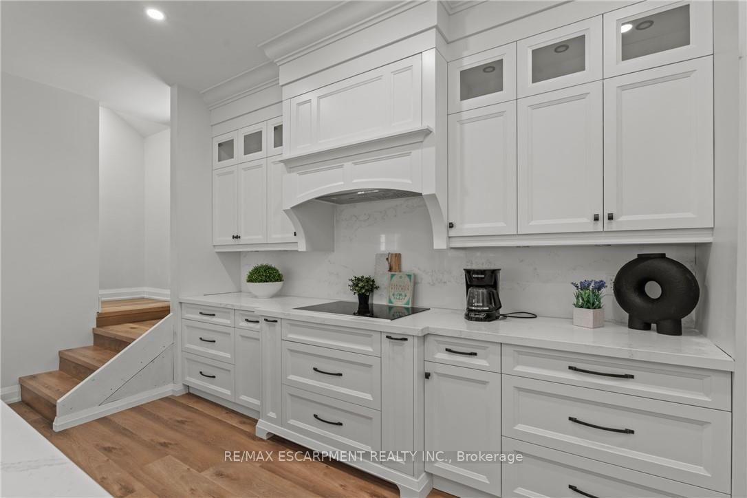 192 VICTORIA Avenue N • Hamilton, ON photo 13
