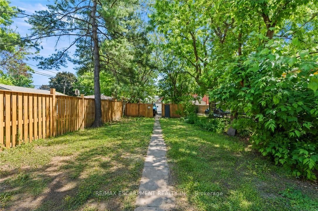 192 VICTORIA Avenue N • Hamilton, ON photo 23