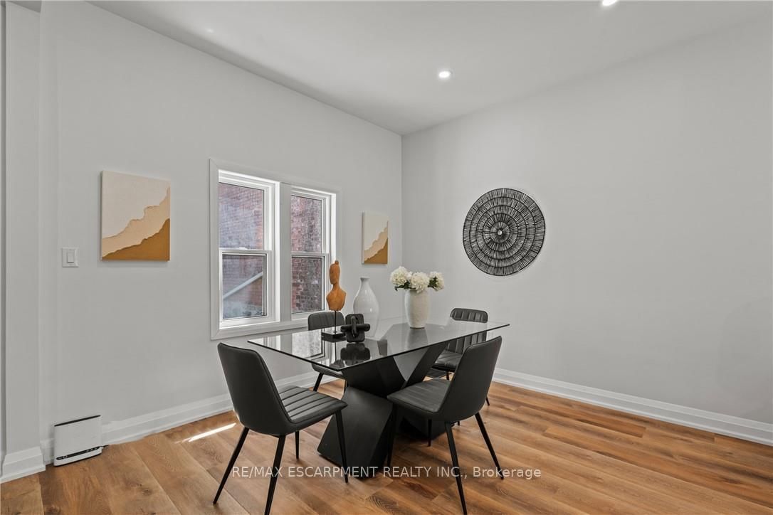 192 VICTORIA Avenue N • Hamilton, ON photo 6
