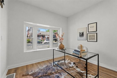 192 VICTORIA Avenue N • Hamilton, ON photo 8