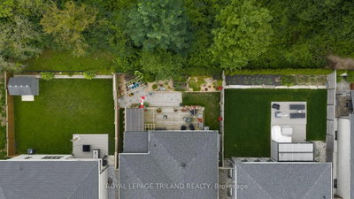 2400 Red Thorne Avenue • London South, ON photo 6