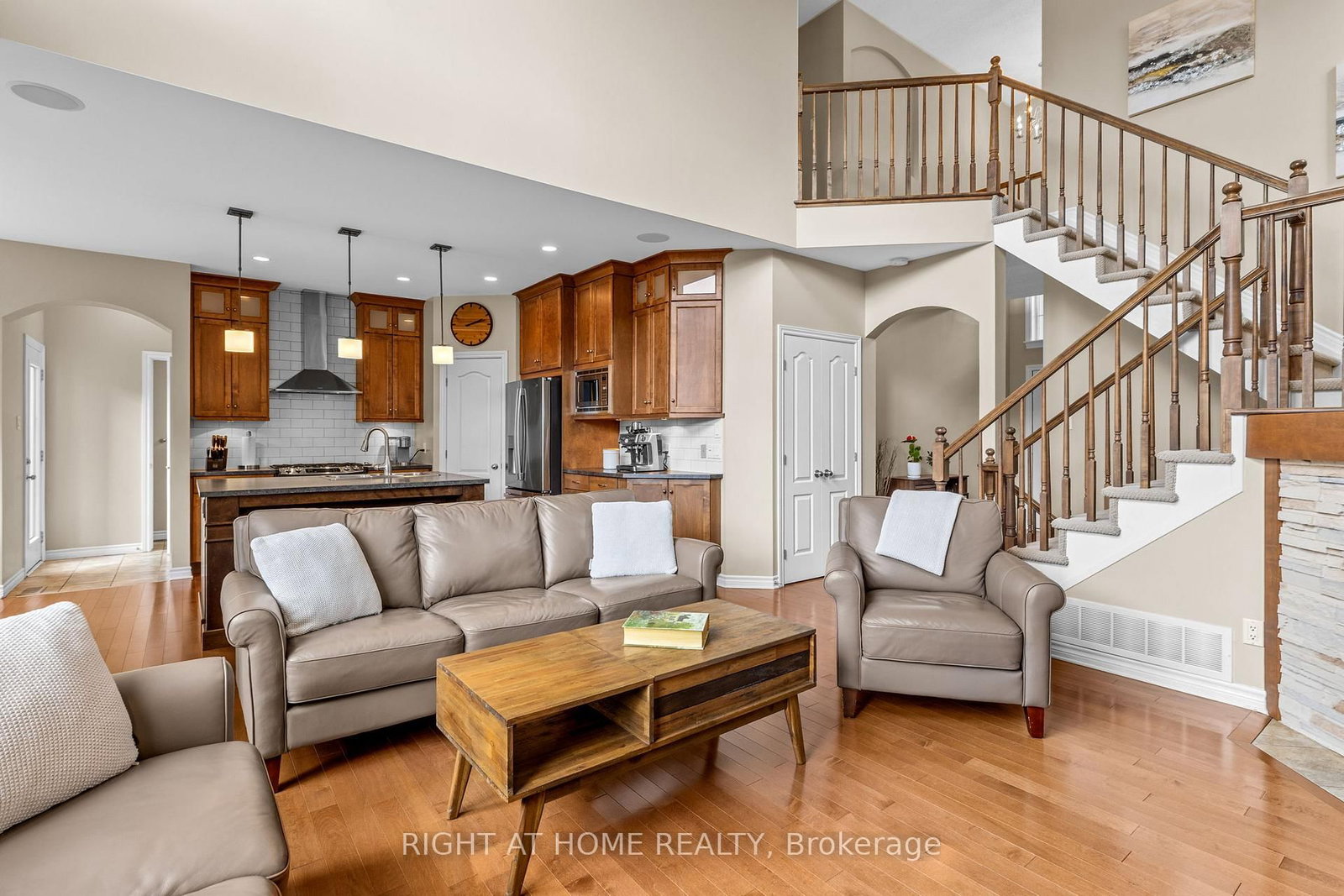 983 Fieldfair Way • Ottawa, ON photo 11
