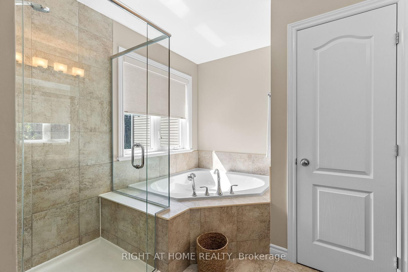 983 Fieldfair Way • Ottawa, ON photo 34