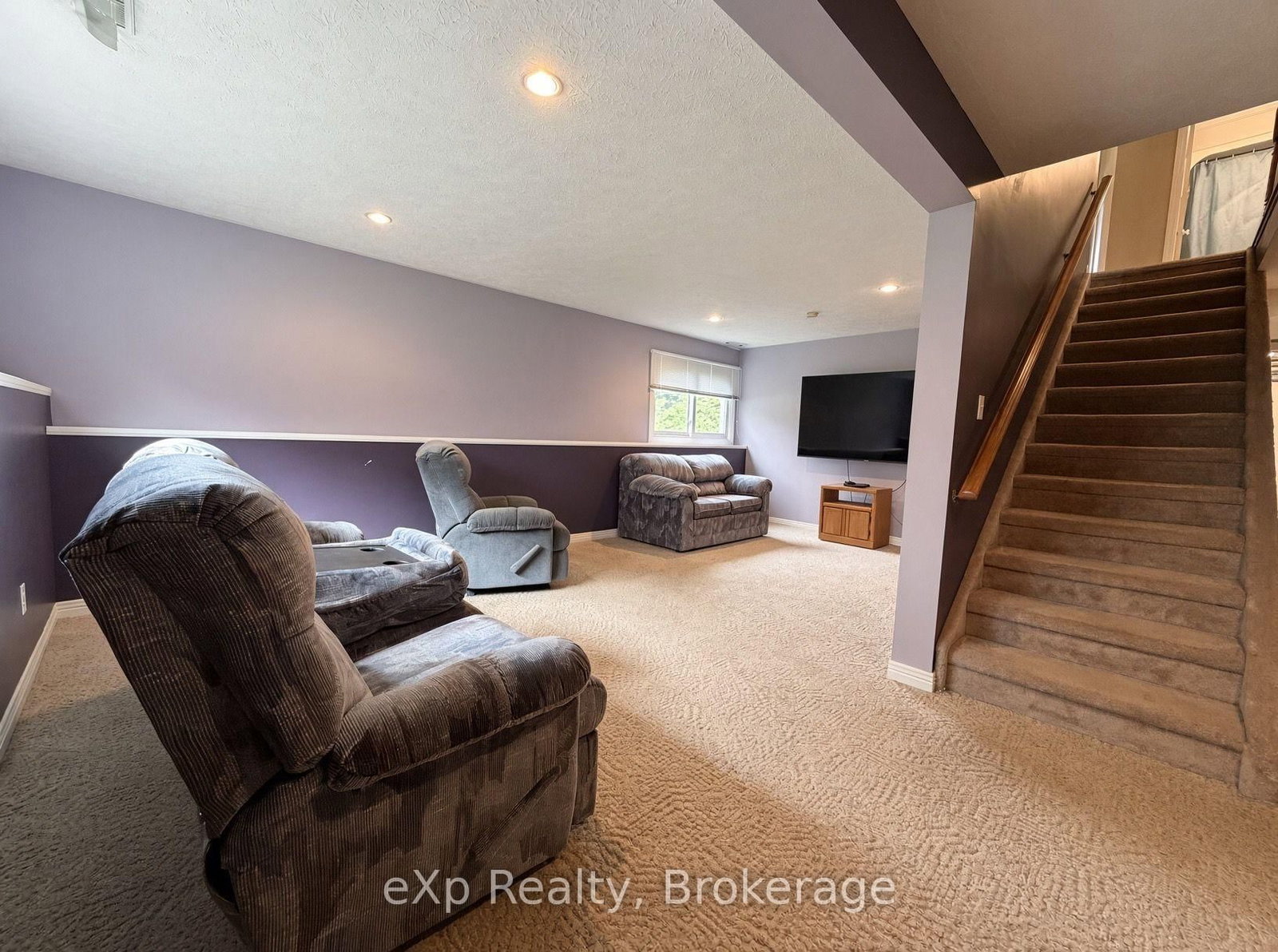 23 Willow Street • Brockton, ON photo 14
