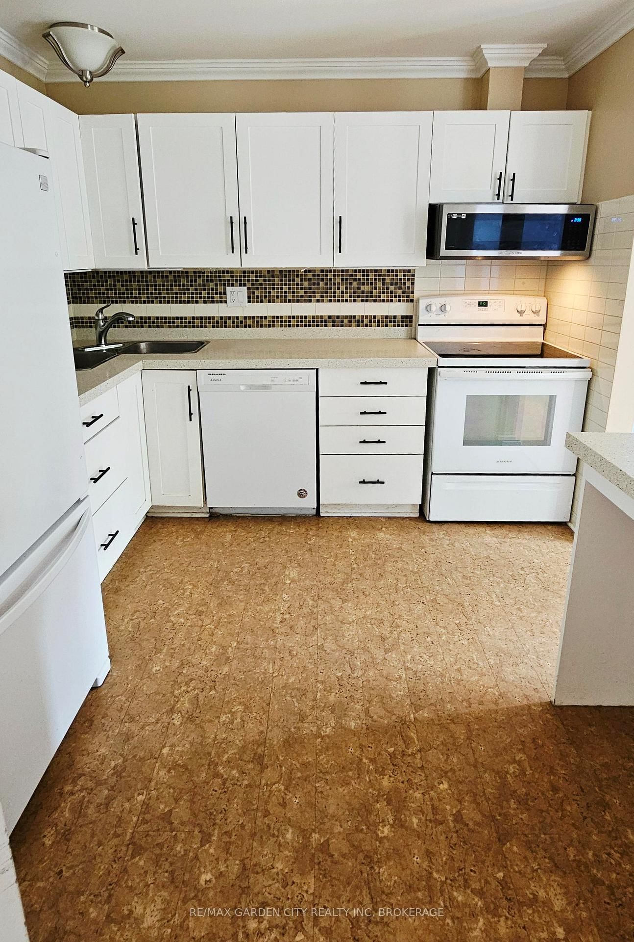 122 BUNTING Road • #45 • St. Catharines, ON photo 14