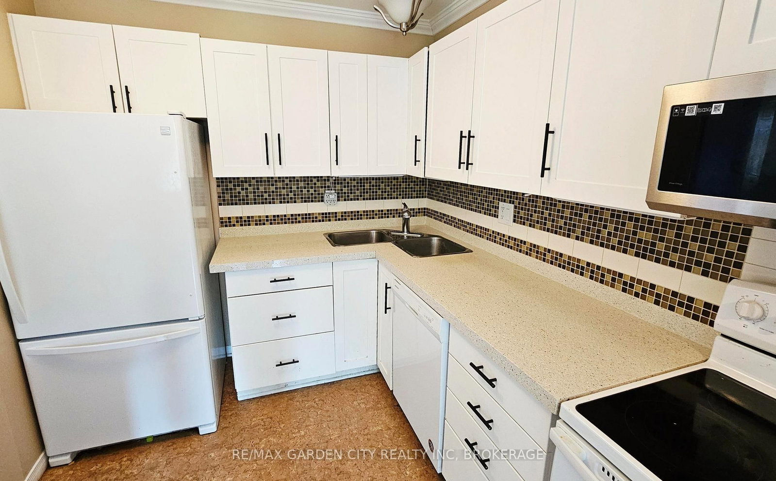 122 BUNTING Road • #45 • St. Catharines, ON photo 15
