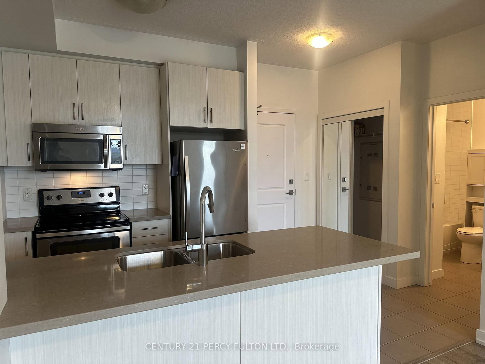 324 - 35 Southshore Crescent, Hamilton 5