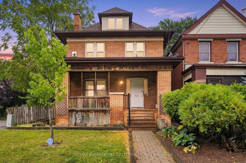 52 Kensington Avenue N