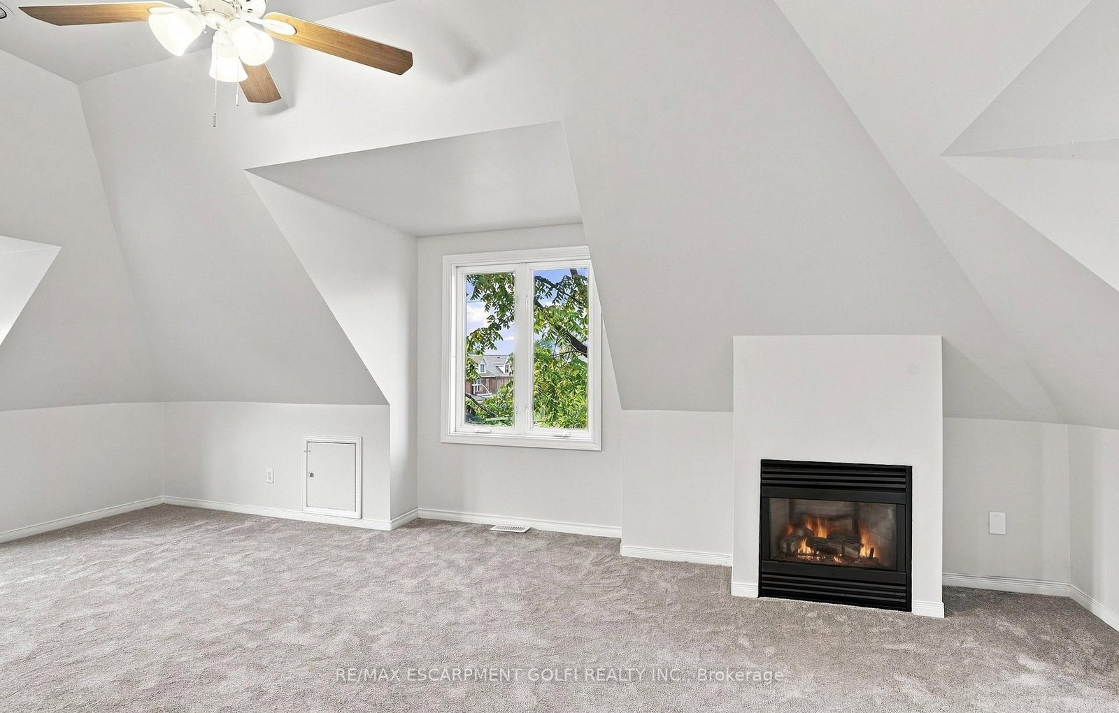 52 Kensington Avenue N • Hamilton, ON photo 28