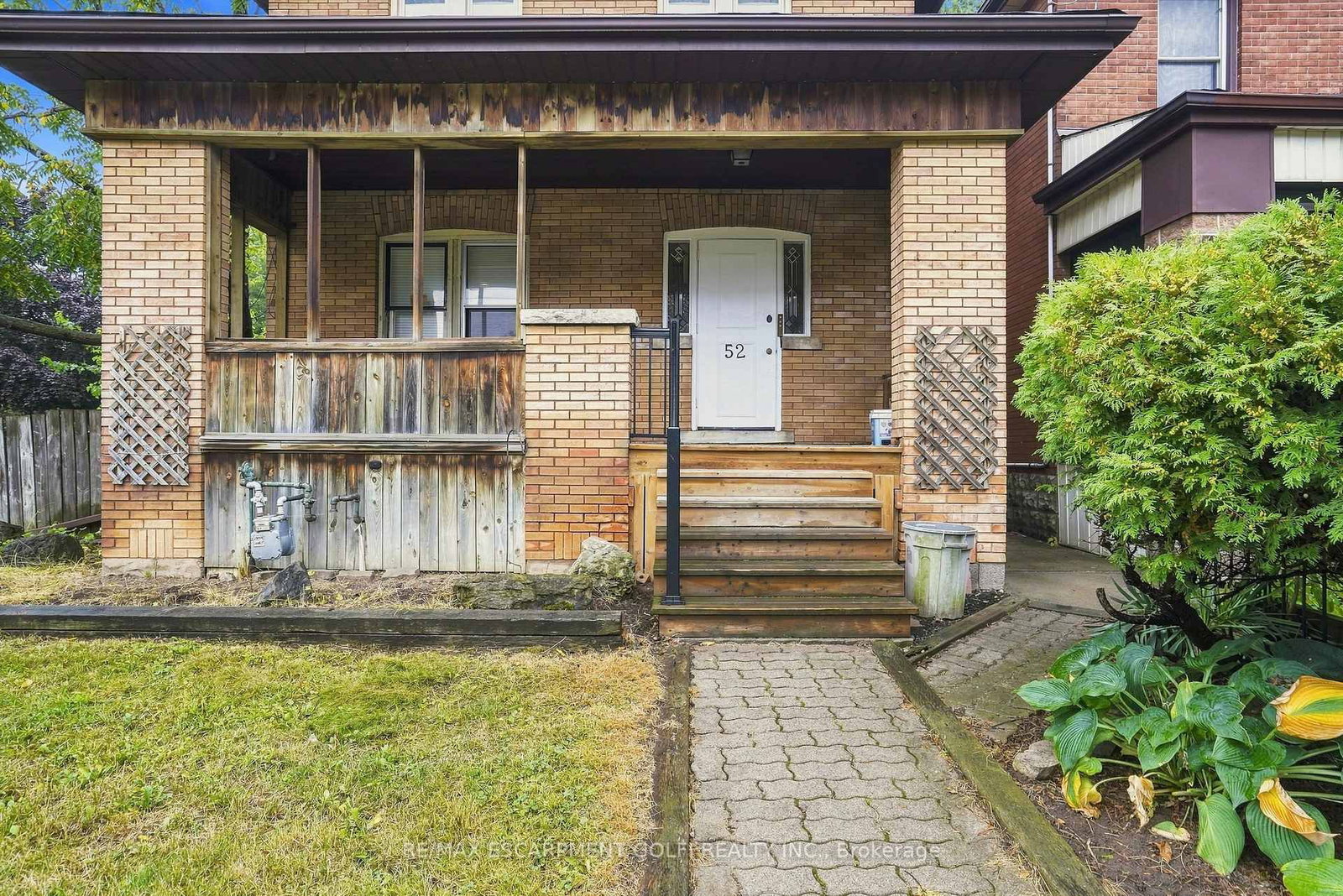 52 Kensington Avenue N • Hamilton, ON photo 4