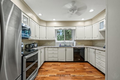 1019 Maplewood Road W • Bracebridge, ON photo 6