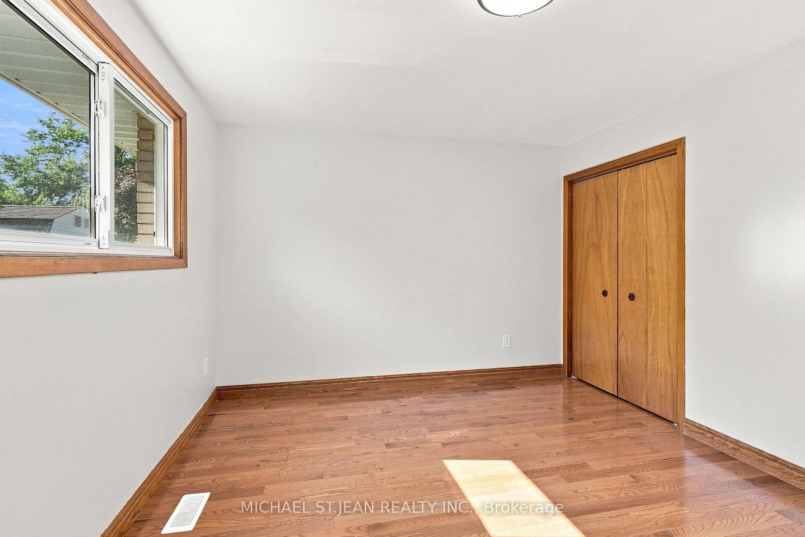 14 Green Forest Drive • Hamilton, ON photo 22