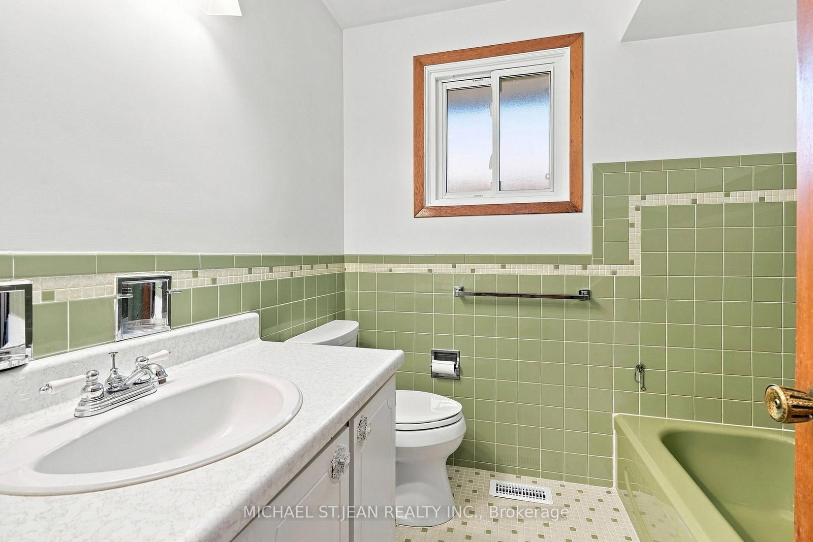 14 Green Forest Drive • Hamilton, ON photo 23