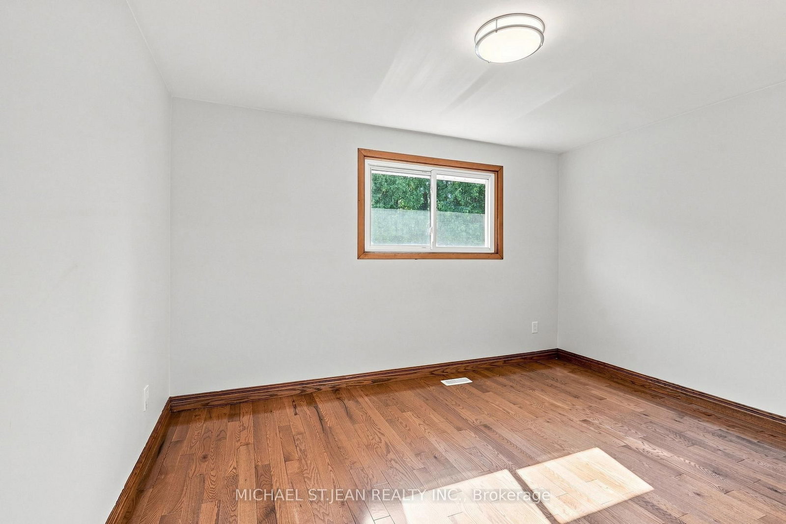 14 Green Forest Drive • Hamilton, ON photo 28