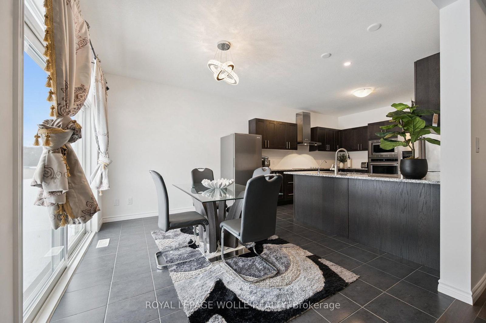 308 Freure Drive • Cambridge, ON photo 11