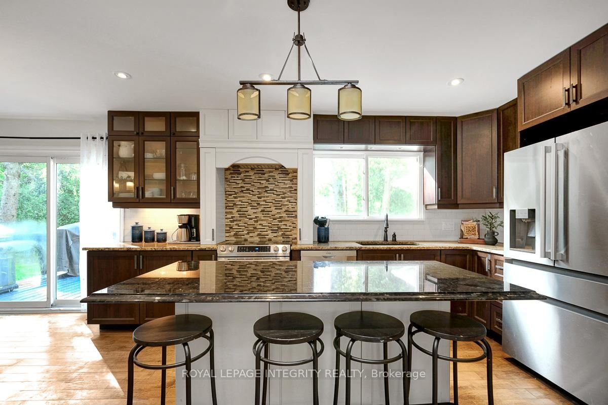 2414 Mcgee Side Road • Carp, ON photo 12