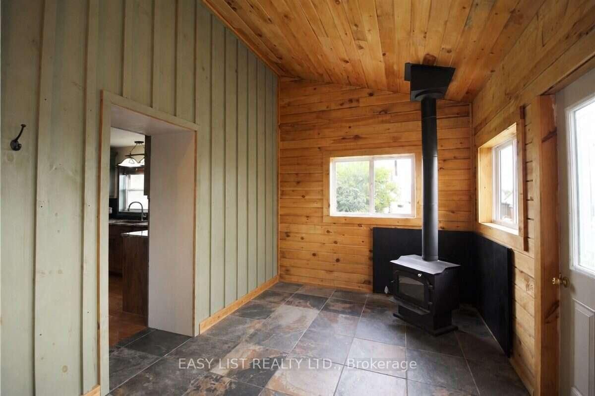 624 Hillhead Road • Kawartha Lakes, ON photo 4
