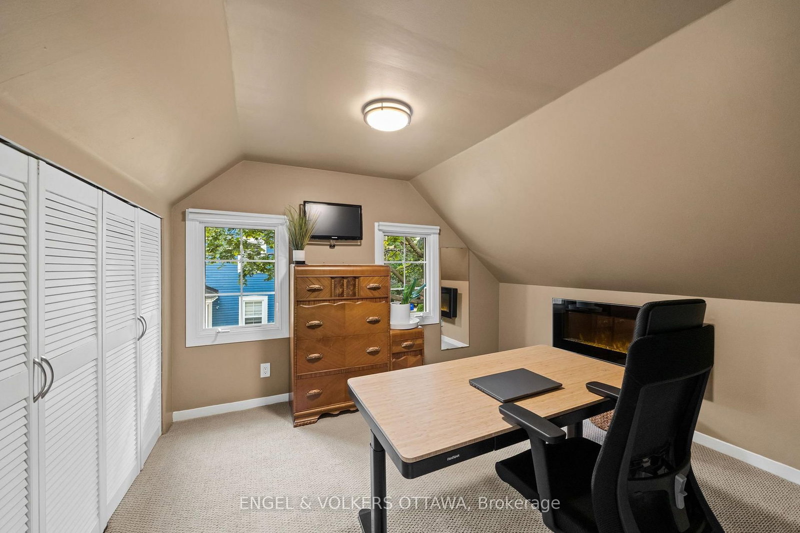 4 Avon Lane • Ottawa, ON photo 30