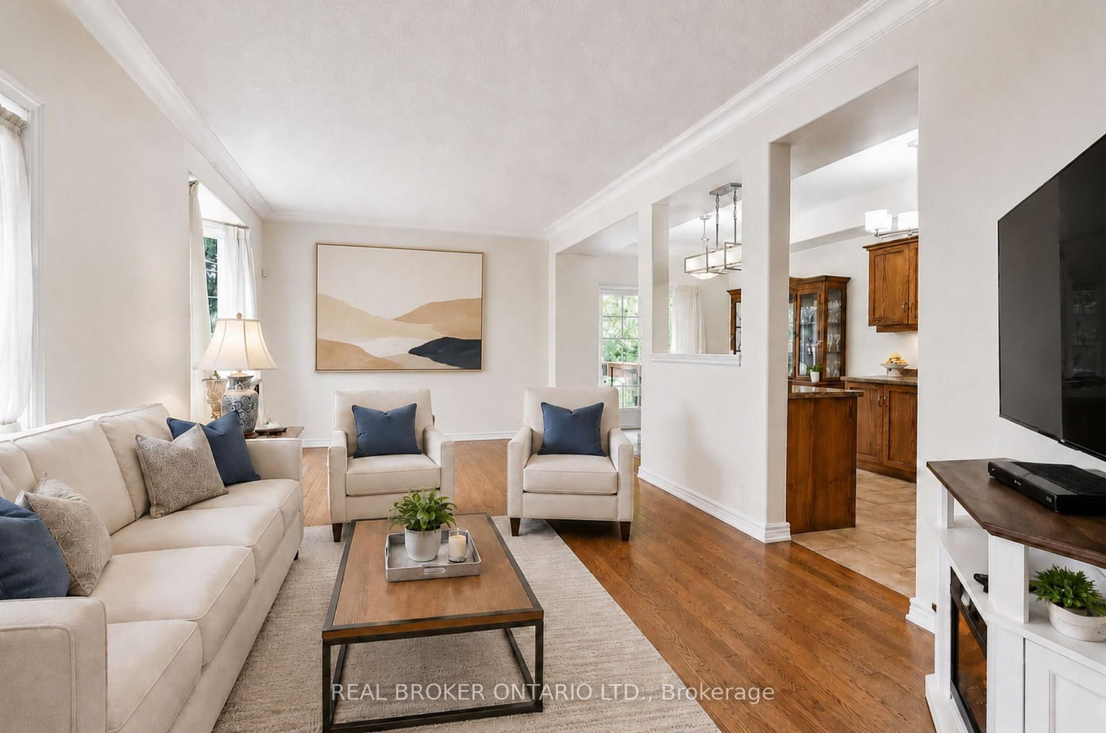 5 Liddycoat Lane • Hamilton, ON photo 5