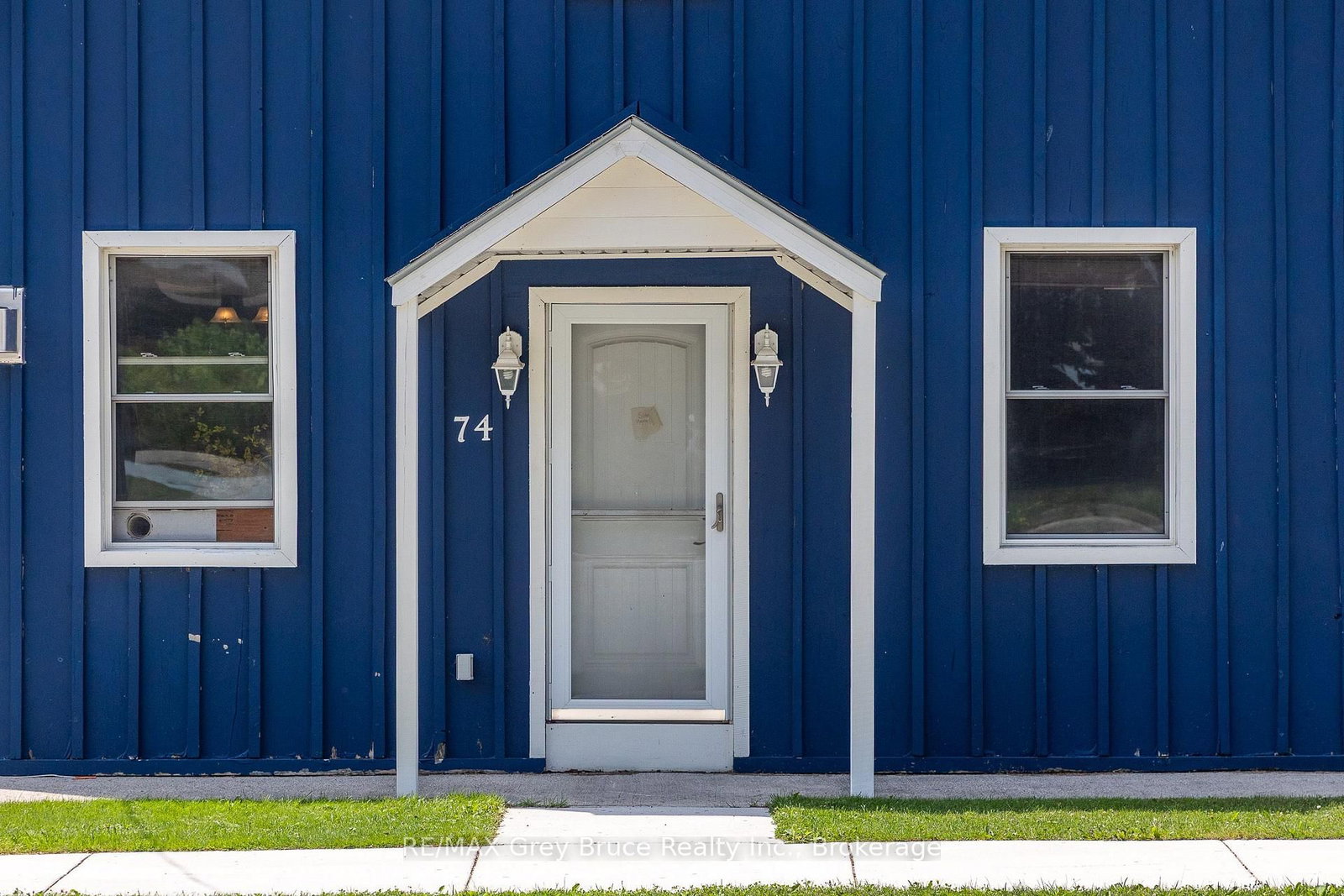 74 Yonge Street S • Arran-Elderslie, ON photo 4