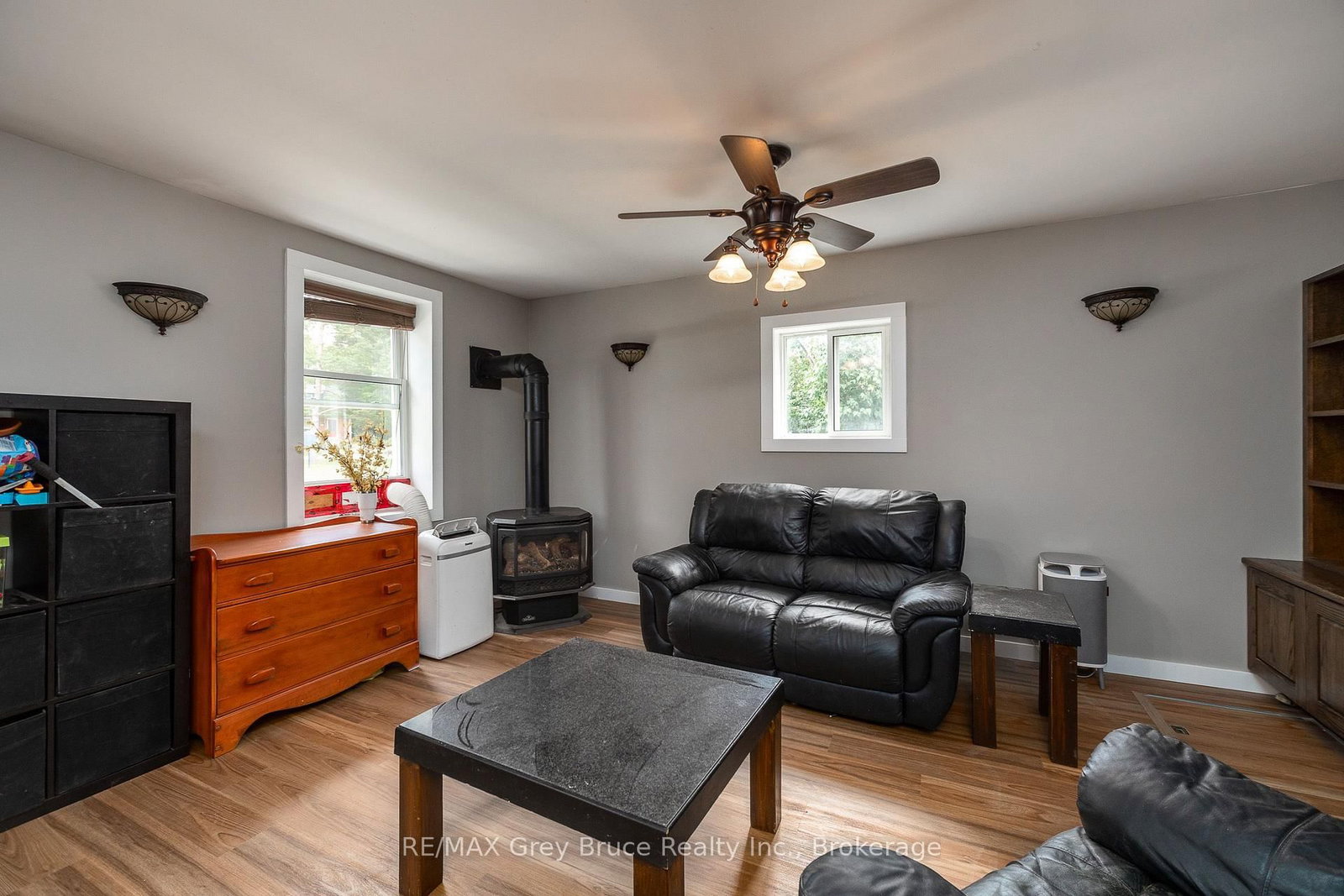 74 Yonge Street S • Arran-Elderslie, ON photo 9