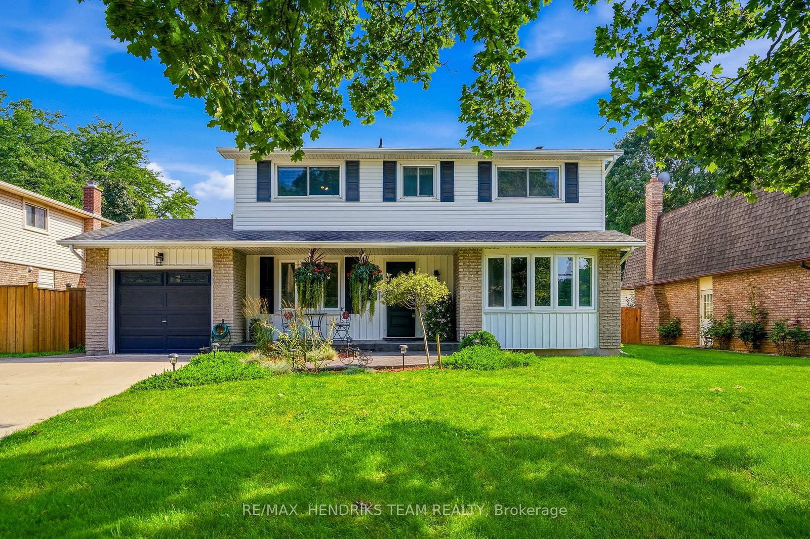 4 Royal Orchard Crescent • St. Catharines, ON photo 1