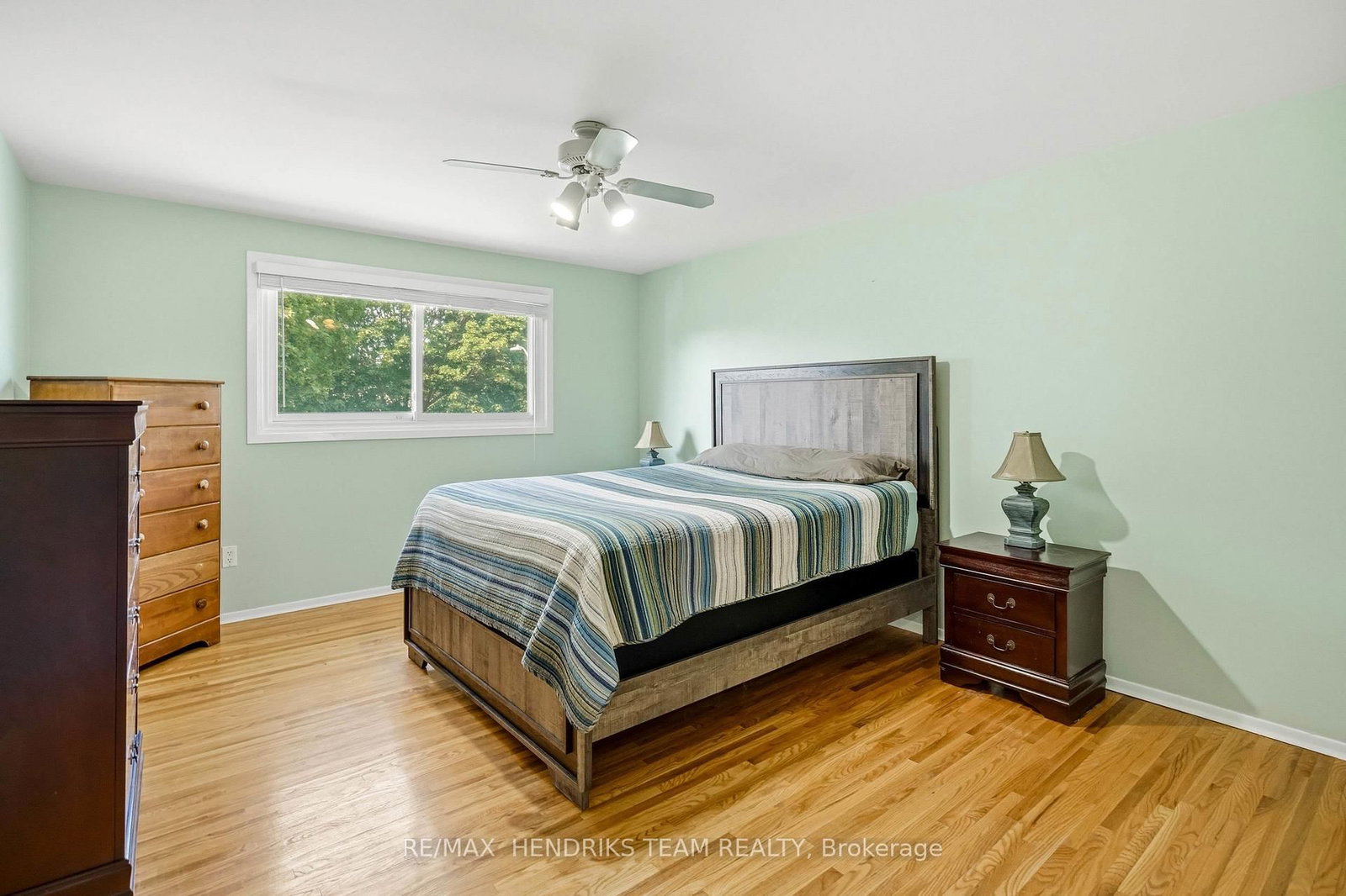 4 Royal Orchard Crescent • St. Catharines, ON photo 23