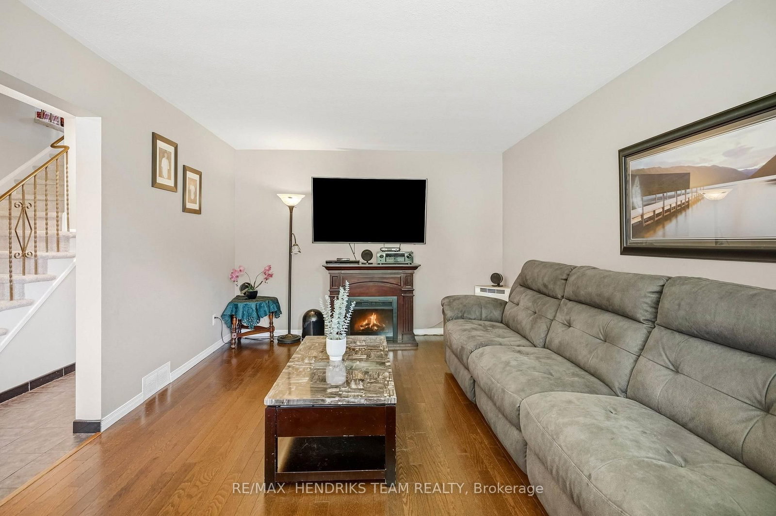 4 Royal Orchard Crescent • St. Catharines, ON photo 9