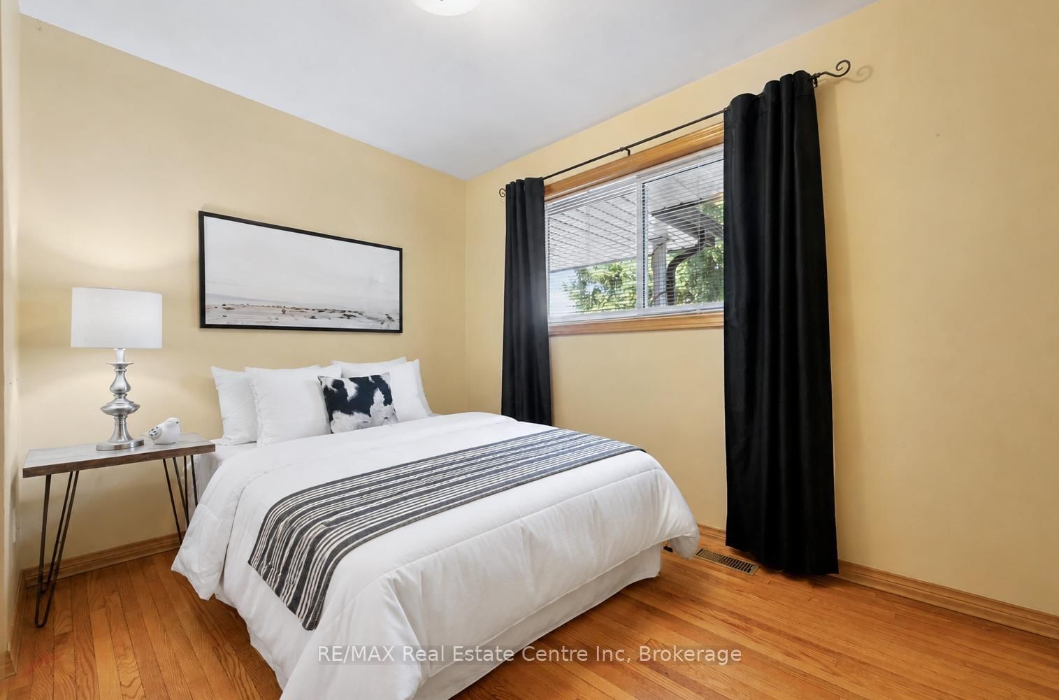 289 SPEEDVALE Avenue E • Guelph, ON photo 10