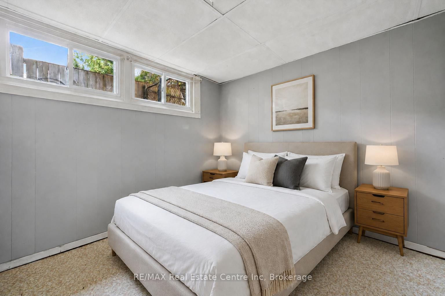 289 SPEEDVALE Avenue E • Guelph, ON photo 15