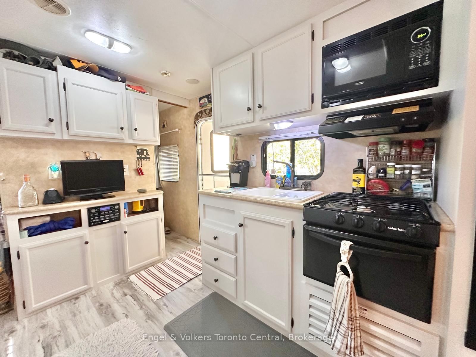 7489 SIDEROAD 5 E • #L 30 • Wellington North, ON photo 4