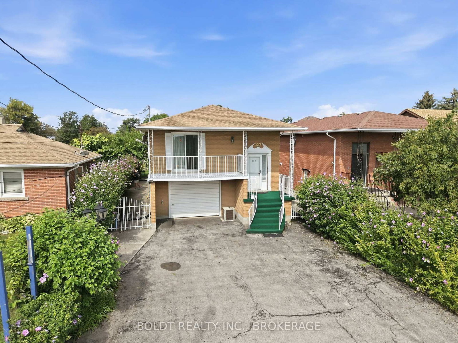 233 Fruitland Road • Hamilton, ON photo 1