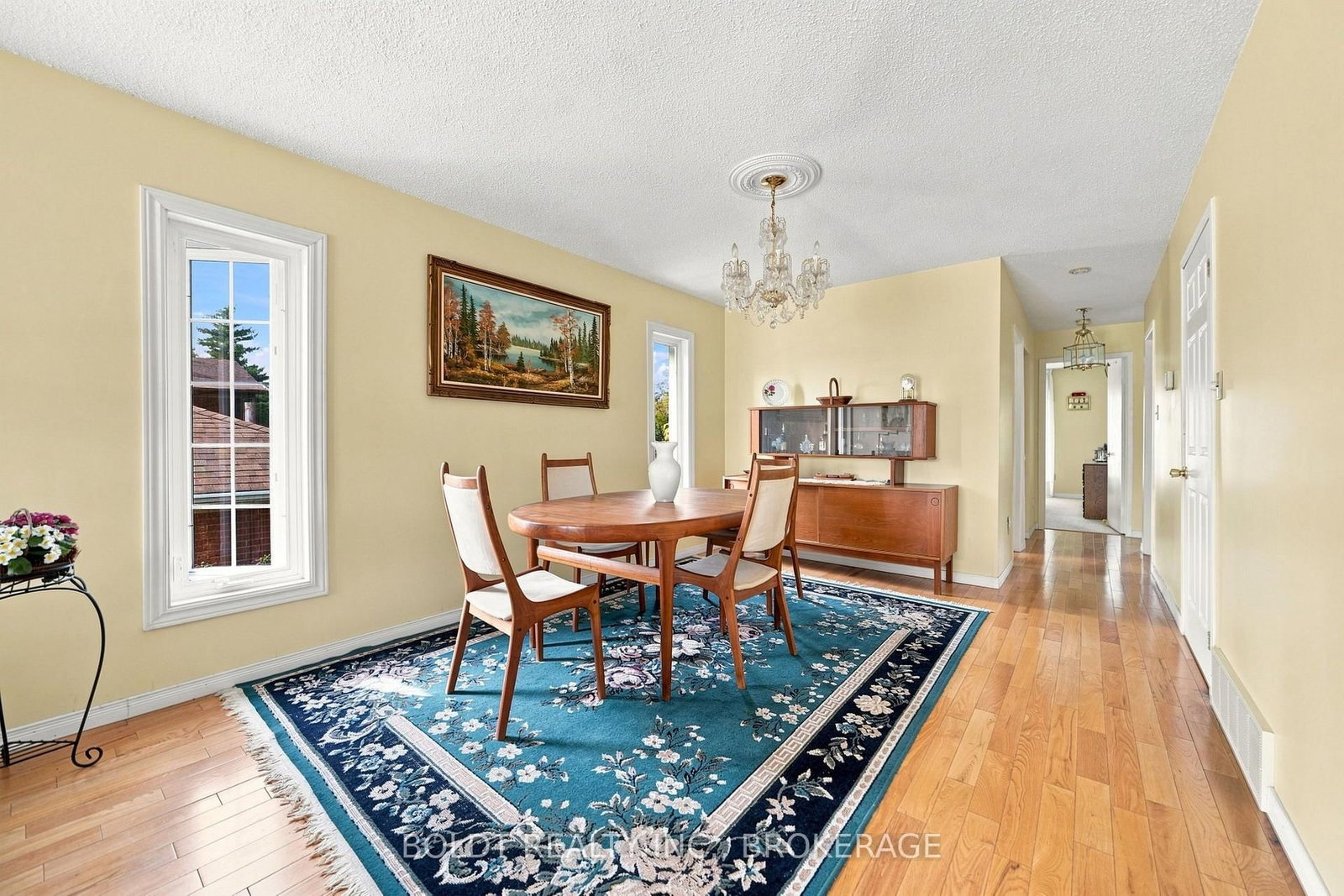233 Fruitland Road • Hamilton, ON photo 5