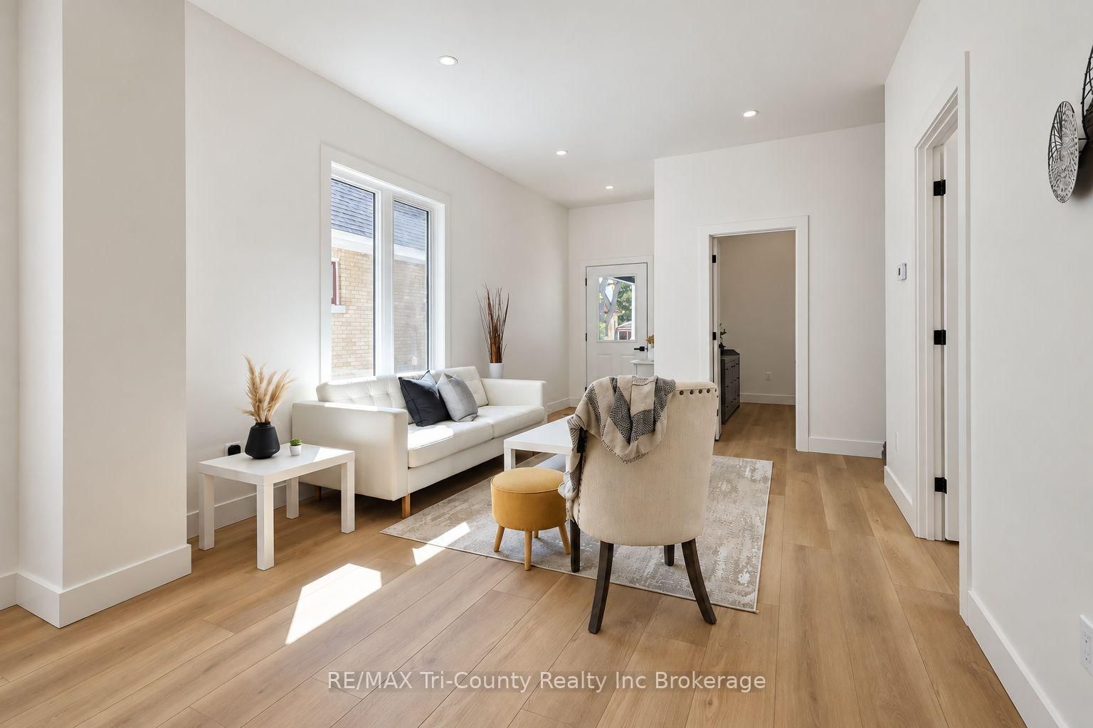 16 Redan Street • London East, ON photo 6