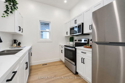 16 Redan Street • London East, ON photo 8