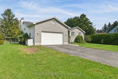 5663 Ferdinand Street • Osgoode, ON photo 3
