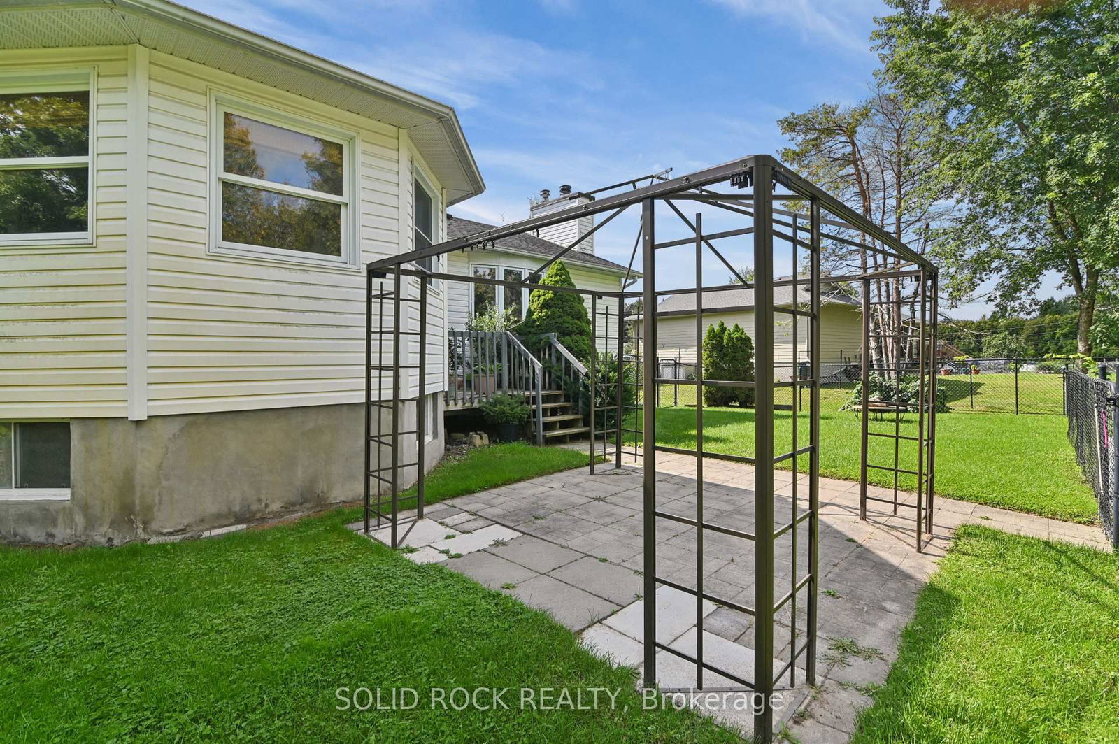 5663 Ferdinand Street • Osgoode, ON photo 33