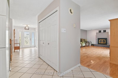 5663 Ferdinand Street • Osgoode, ON photo 6