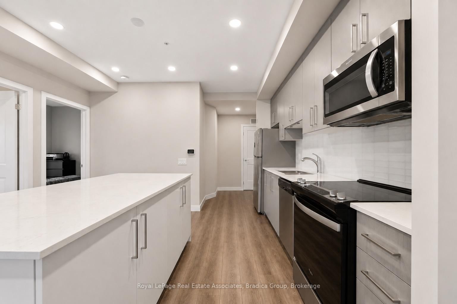 15 Queen Street S • #1111 • Hamilton, ON photo 11