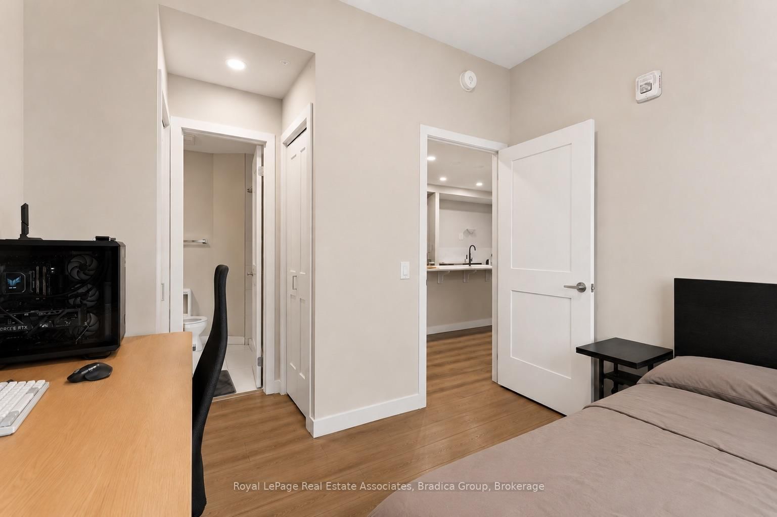 15 Queen Street S • #1111 • Hamilton, ON photo 20