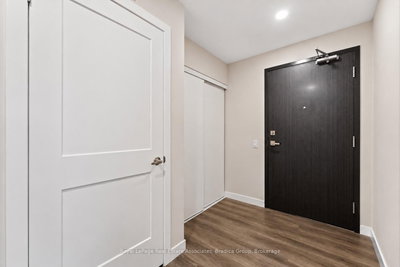 15 Queen Street S • #1111 • Hamilton, ON photo 4