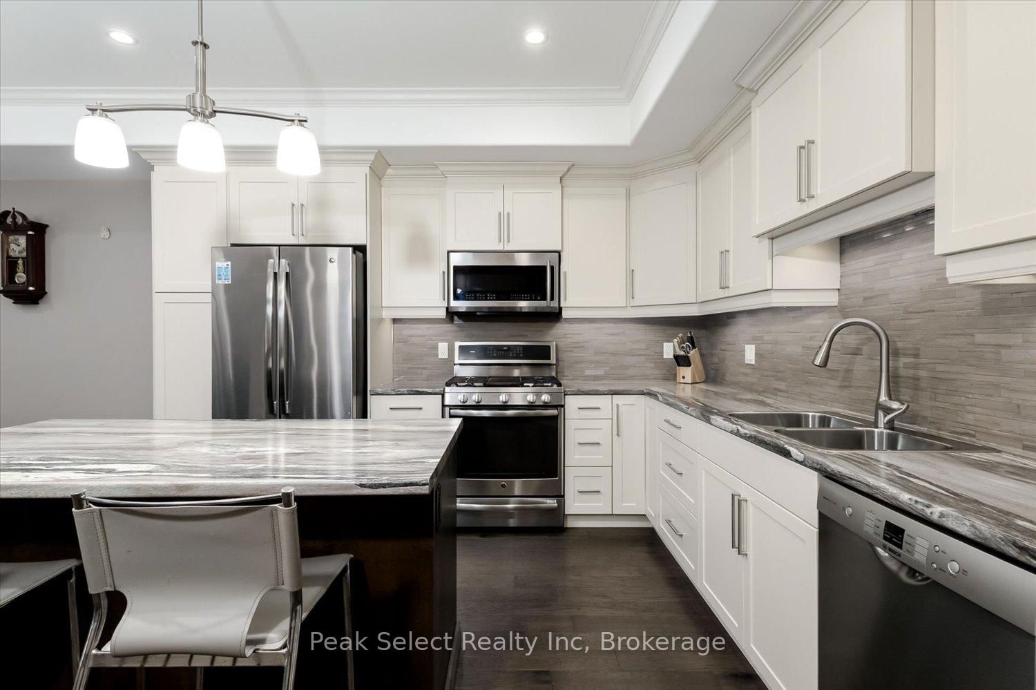 321 Tracy Street • St. Marys, ON photo 11