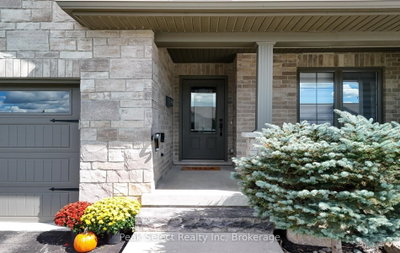 321 Tracy Street • St. Marys, ON photo 2