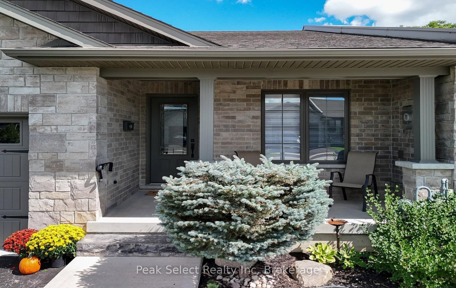 321 Tracy Street • St. Marys, ON photo 3